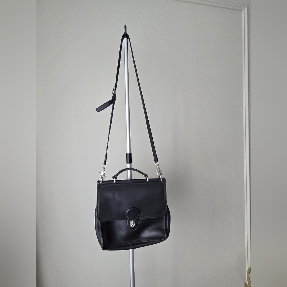 Vintage Authentic Coach Willis Bag Top Handle